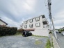 車通りの少ない閑静な住宅地、のびのびした子育てに適します。
