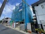 1号棟 幹線道路から１本入った現地は、想像以上に静かに感じられます。
