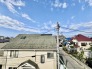 幹線道路から１本入った現地は、想像以上に静かに感じられます。
