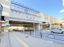 練馬駅まで徒歩約5分。忙しい朝でも安心の距離です！ 400m