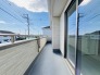 南向きバルコニーでお洗濯ものはいつもカラッと乾きます。
