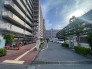 大型商業施設と隣接してます。