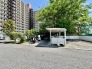 マンション敷地内のバイク置き場