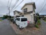 幅員こそやや狭くても、その分交通量が少なくて安心。

