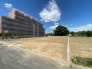 車通りの少ない閑静な住宅地、のびのびした子育てに適します。
