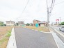 3号地 幹線道路沿いですが、奥まった敷地なので小さなお子様がいるご家族にも安心。
