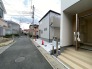 2号棟 閑静な住宅地で、小さなお子様がいるご家族にも安心。
