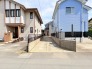 閑静な住宅地で、小さなお子様がいるご家族にも安心。
