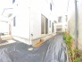 小さなお庭はメンテナンスが楽でちょうど良いかも知れませんね。

