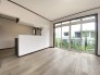 リビング空間にこだわりたい方に、見ていただきたい住宅です。

