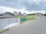 1号地 閑静な住宅地で、小さなお子様がいるご家族にも安心。
