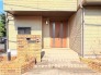 落ち着いたデザインの玄関です。
