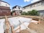 1号棟 車通りの少ない閑静な住宅地、のびのびした子育てに適します。
