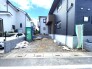 並列2台駐車可能な、ゆとりのカースペースがここに。
