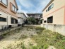 車通りの少ない閑静な住宅地、のびのびした子育てに適します。
