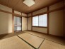 リビングと一体のように使える和室。キッチンからもよく見えます。
