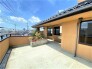 ゆとりの広さを確保したバルコニー。お布団を干すのも、この広さならラクラク。

