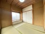 太陽の恵みを感じる、温もりと明るさにあふれたお部屋。
