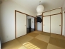 リビングと一体のように使える和室。