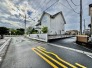 風通し・日当たりに優れる角地。開放感をお楽しみください。
