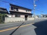 ＪＲ宇都宮線「東大宮」駅東口徒歩３分、提携駐車場もあります。エステート白馬東大宮店までお気軽にお問い合わせください。
