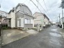 閑静な住宅地で、小さなお子様がいるご家族にも安心。

