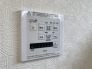 バスユニット１坪タイプ、浴室乾燥機、手すり付き。
