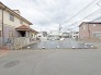 車の通りも少ない閑静な住宅地。子育てにも、第二の人生にも。

