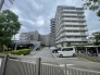 現地周辺には各商業施設や大型の公園などが揃ってます。
