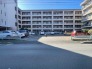 敷地内駐車場。