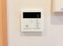 キッチンからボタンでピッとワンプッシュでお風呂が沸かせます。
