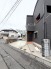 幹線道路から１本入った現地は、想像以上に静かに感じられます。
