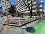 公園が隣接してます。小さなお子様にも安心です。
