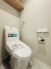 新しくお住まいになる方のことを考えて、トイレも新品に交換しました。
