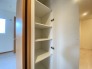全居室はもちろん、共用スペース収納もあり、すっきり片づけて広く使えます。
