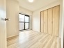 たっぷりの陽光と、心地よい風が舞い込みます。
