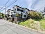 車通りの少ない閑静な住宅地、のびのびした子育てに適します。
