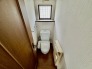 注目度の高いお手洗い。ちゃんとウォシュレット機能ついてます。
