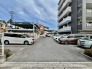 マンション敷地内の駐車場