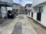 車の通りも少ない閑静な住宅地。子育てにも、第二の人生にも。
