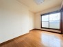子供部屋には丁度良い洋室。サイズは５．５帖。
