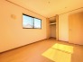 さすがの南向き角部屋の日当たりです。窓を開けると風通しも良好。

