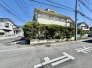 風通し・日当たりに優れる角地。開放感をお楽しみください。
