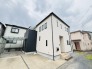 幹線道路から１本入った現地は、想像以上に静かに感じられます。
