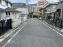南東に面した前面道路は約6.3ｍ。駐車の際の停めやすさもかなり違ってきます。

