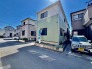 幹線道路から１本入った現地は、想像以上に静かに感じられます。
