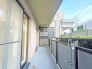 ゆとりの広さを確保したバルコニー。お布団を干すのも、この広さならラクラク。
