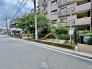 マンション敷地内の公園