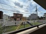 車の通りも少ない閑静な住宅地。子育てにも、第二の人生にも。
