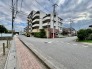 ゆとりの広さを確保したバルコニー。お布団を干すのも、この広さならラクラク。
